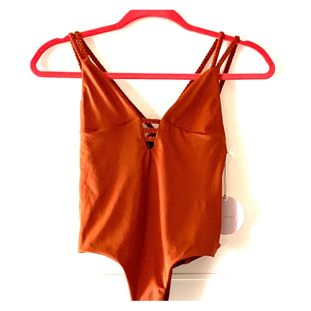 NWT Tori Praver Mattie macrame one piece swimsuit